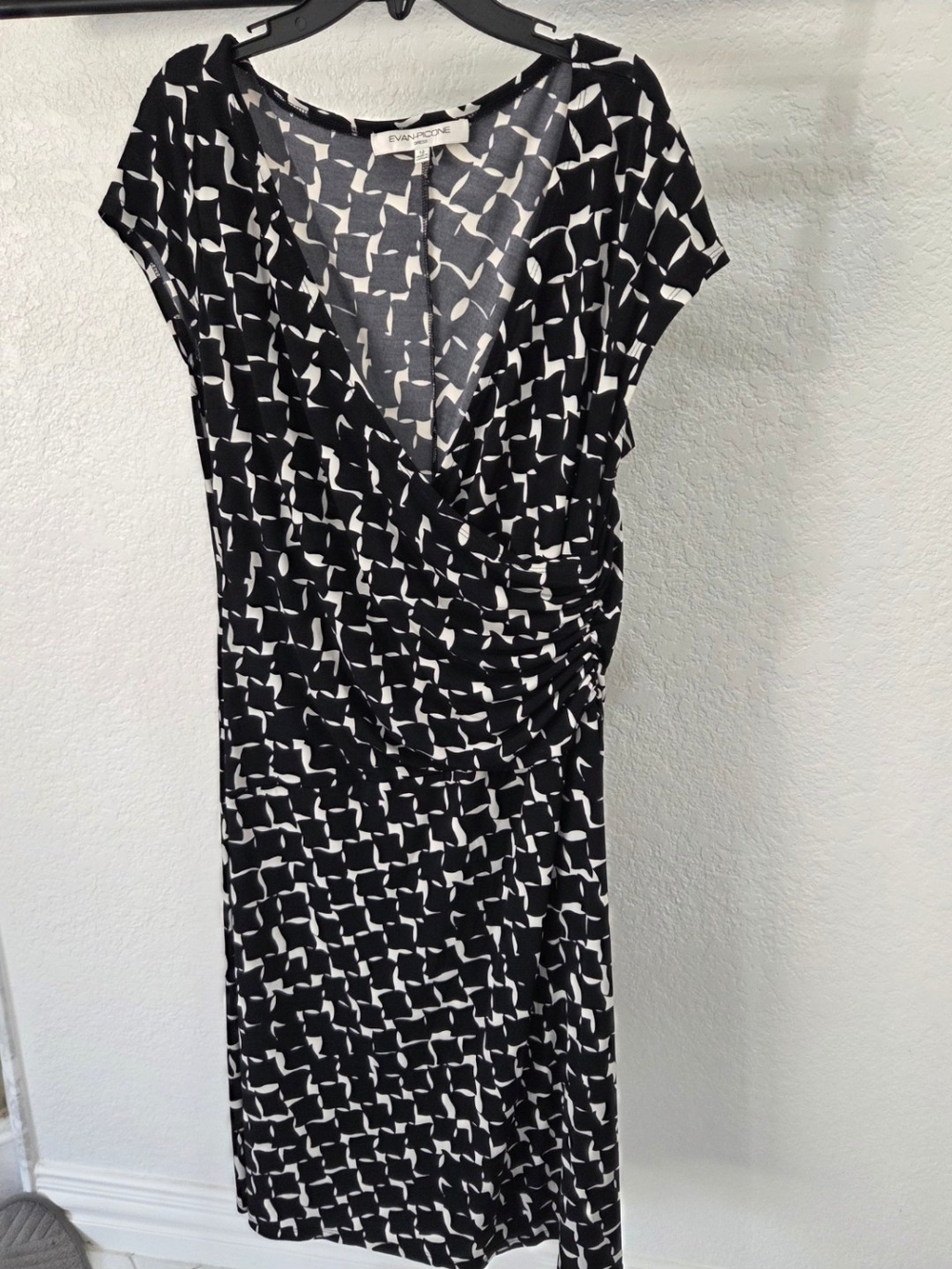 Evan Picone Black & White Geometric Wrap Midi Dress
